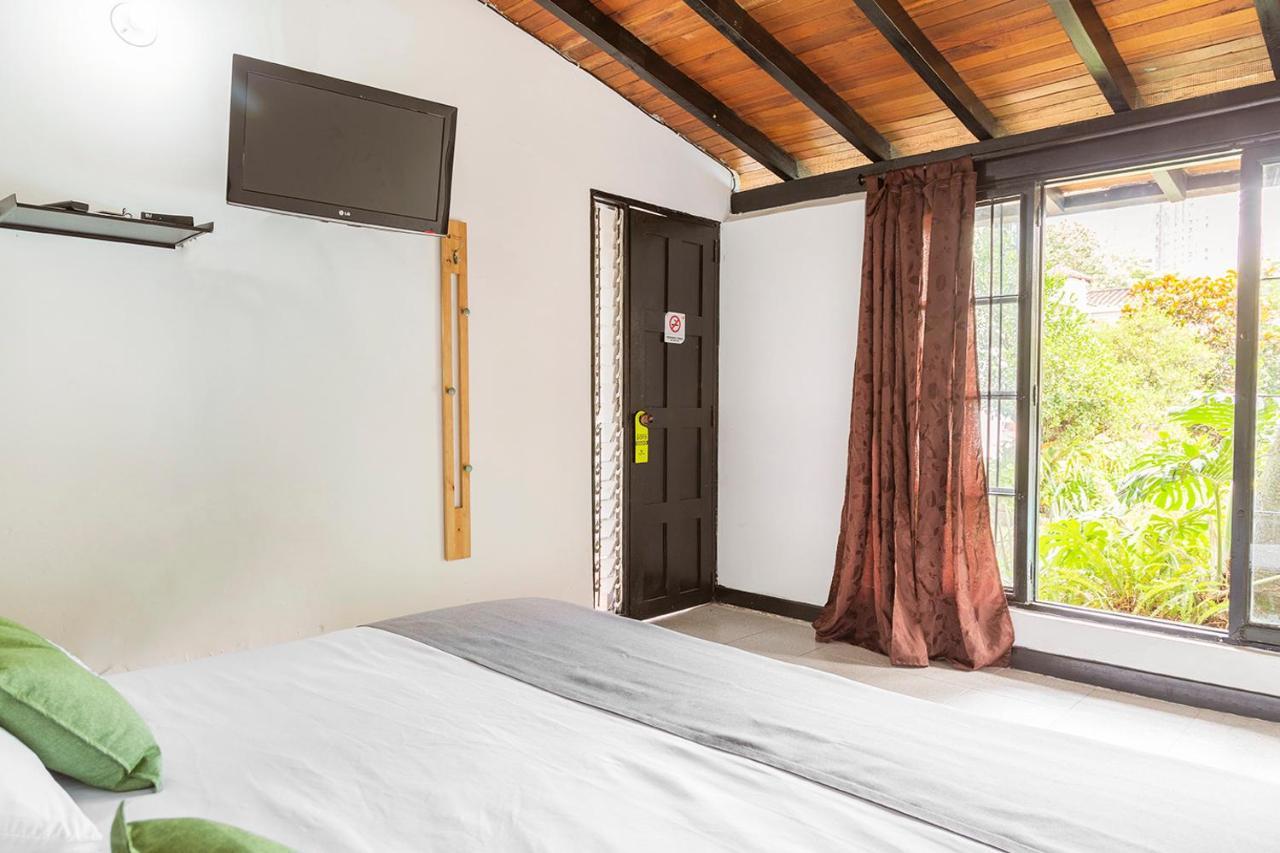 Hotel Premium Real Medellín Esterno foto