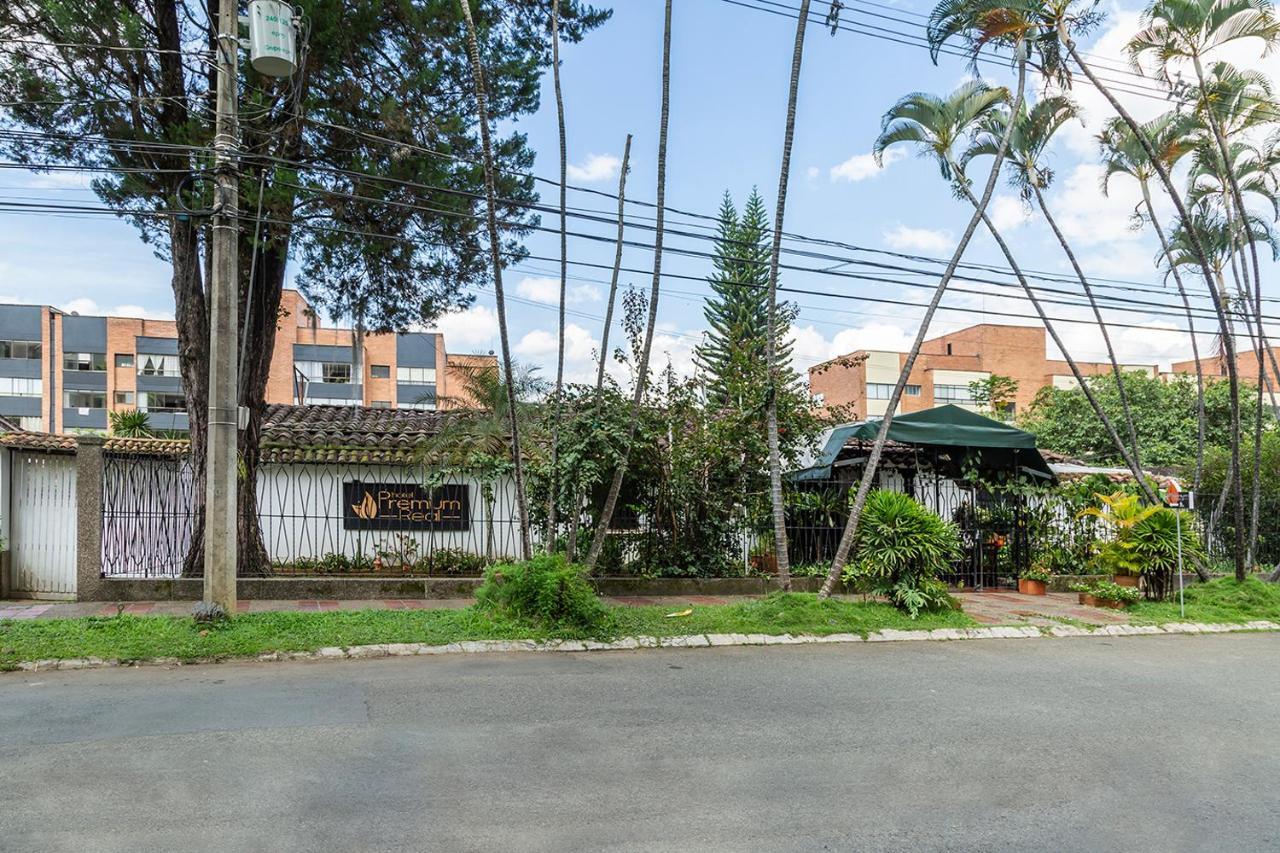 Hotel Premium Real Medellín Esterno foto