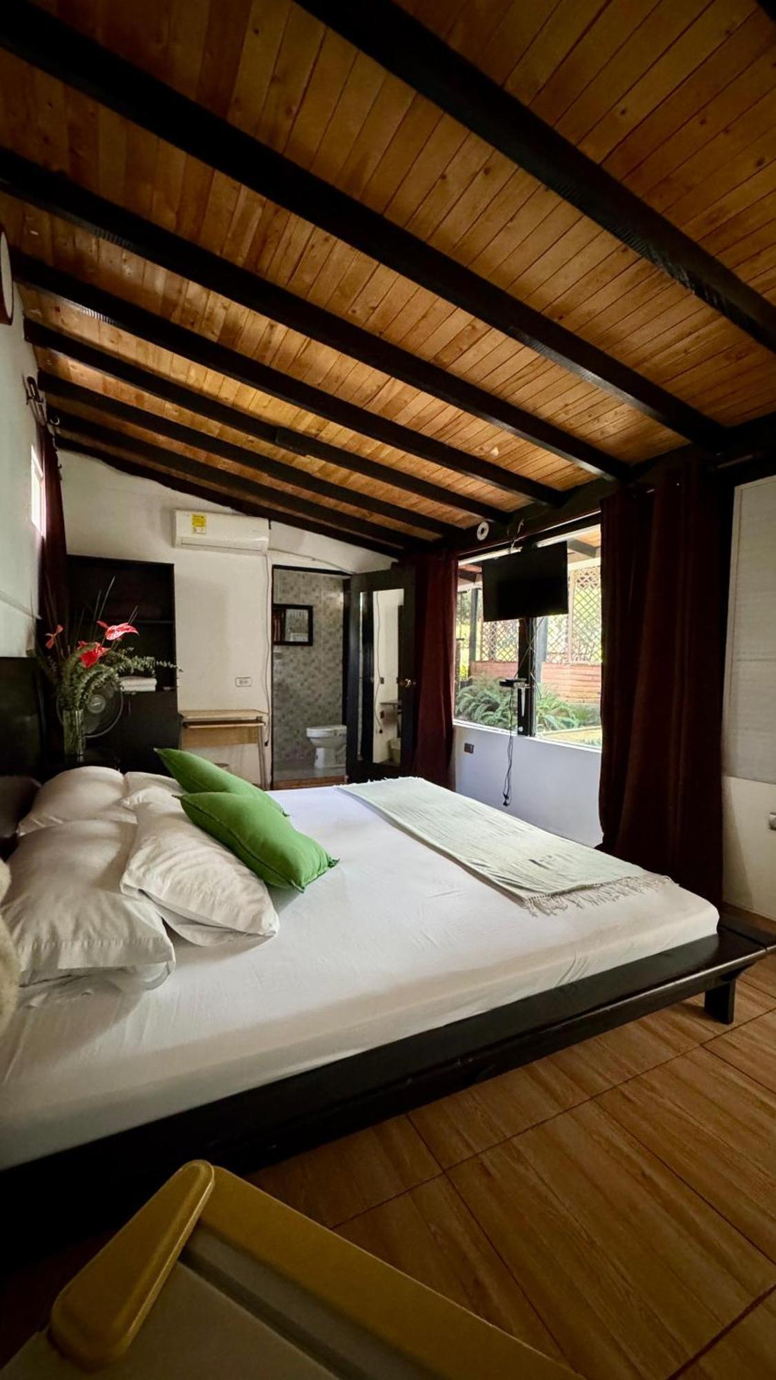 Hotel Premium Real Medellín Esterno foto