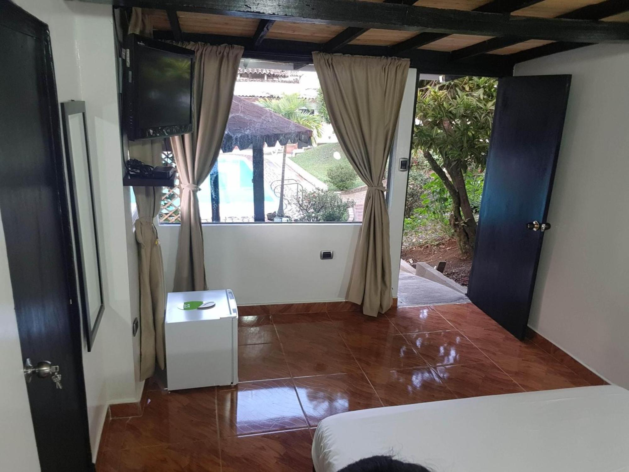 Hotel Premium Real Medellín Esterno foto