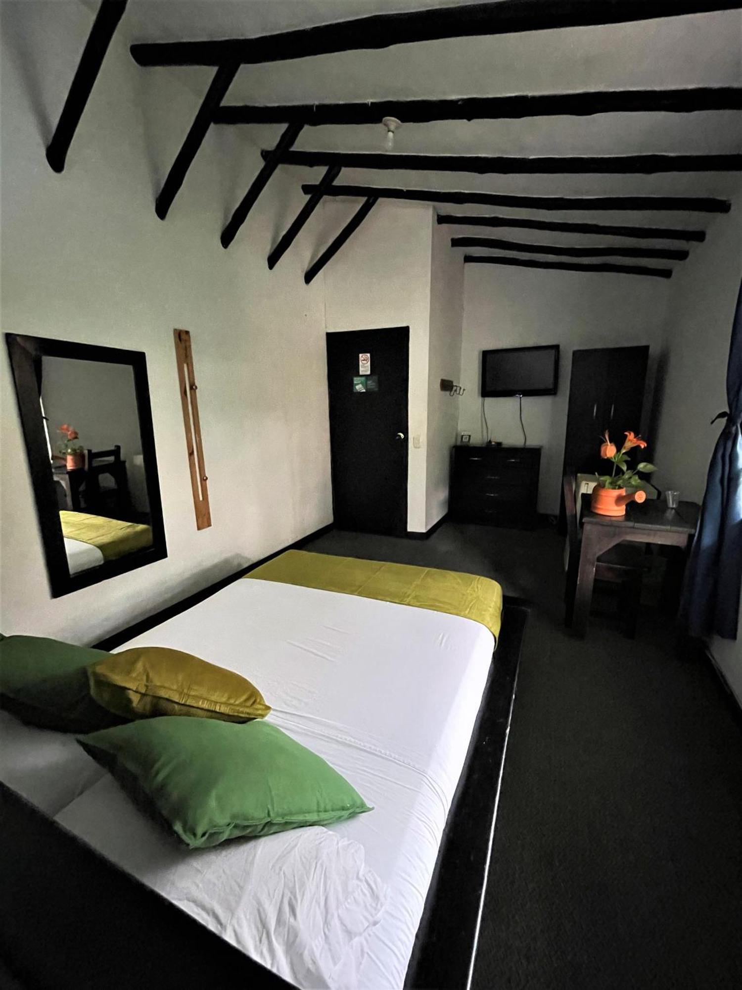 Hotel Premium Real Medellín Esterno foto